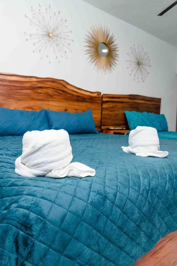 Hotel Naomi City Center Bacalar Esterno foto